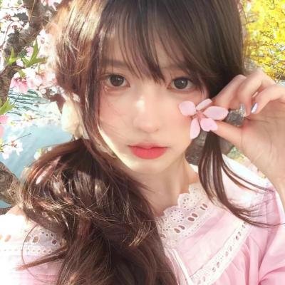 万花献媚